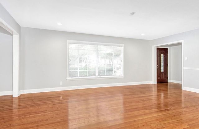 2327 Dorrington Street, Houston, TX 77030