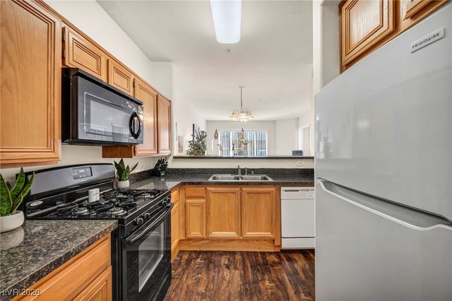 7111 South Durango Drive 113, Las Vegas, NV 89113