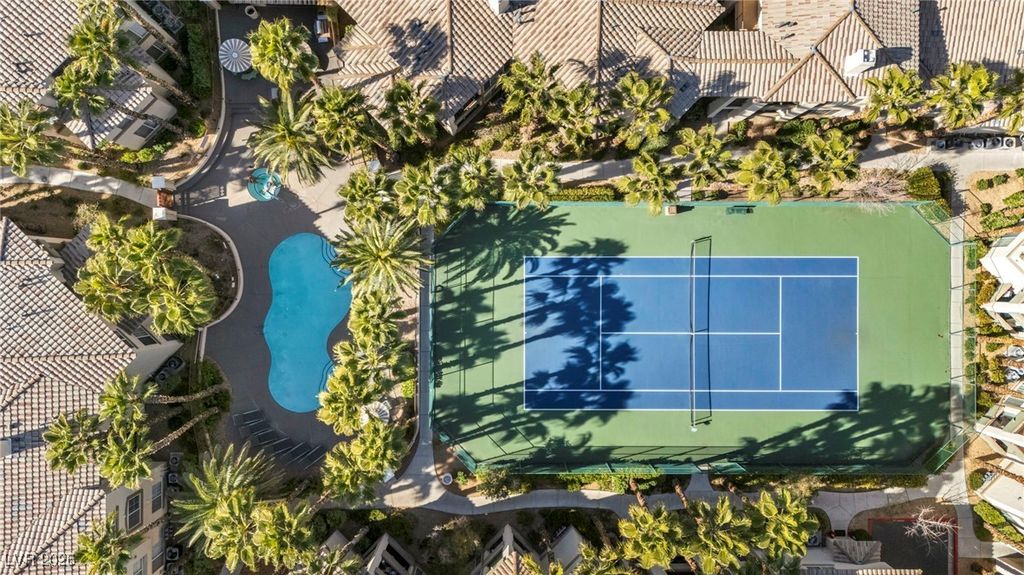 Image 41 of property listing at 7111 South Durango Drive 113, Las Vegas, NV 89113