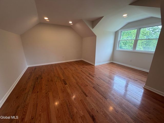 186 Van Rensselaer Boulevard, Menands, NY 12204