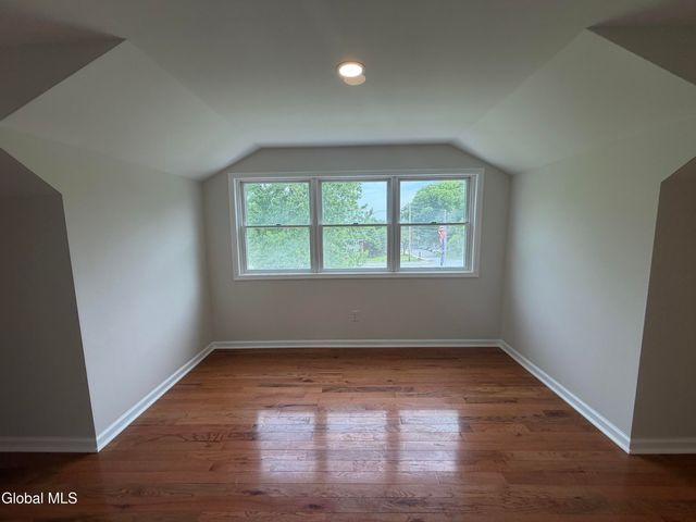 186 Van Rensselaer Boulevard, Menands, NY 12204