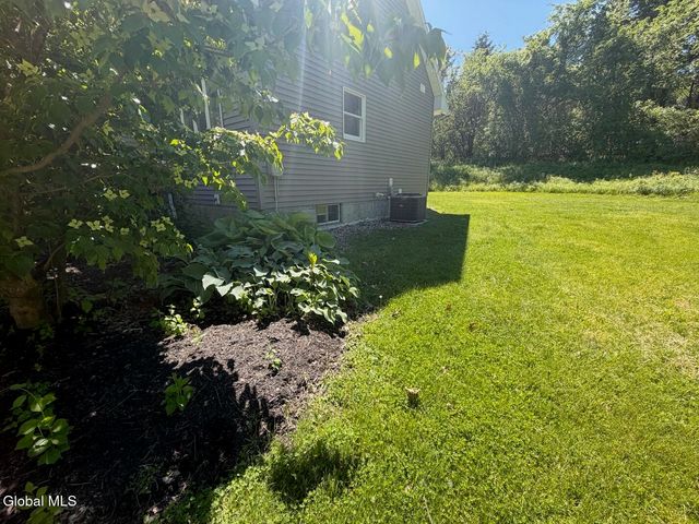 186 Van Rensselaer Boulevard, Menands, NY 12204
