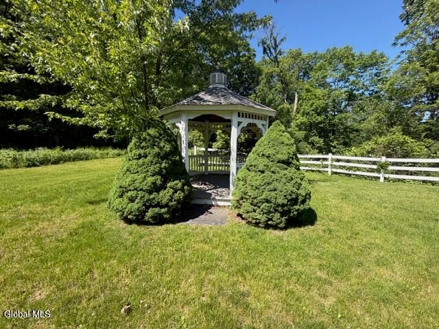 186 Van Rensselaer Boulevard, Menands, NY 12204
