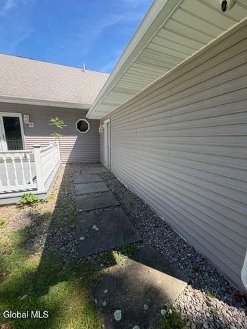 186 Van Rensselaer Boulevard, Menands, NY 12204
