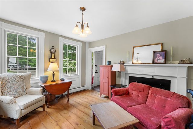 1111 Old Smithfield Road, North Smithfield, RI 02896