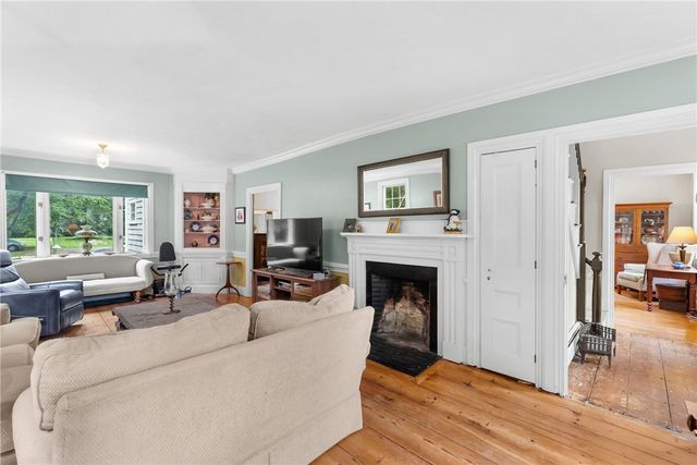 1111 Old Smithfield Road, North Smithfield, RI 02896