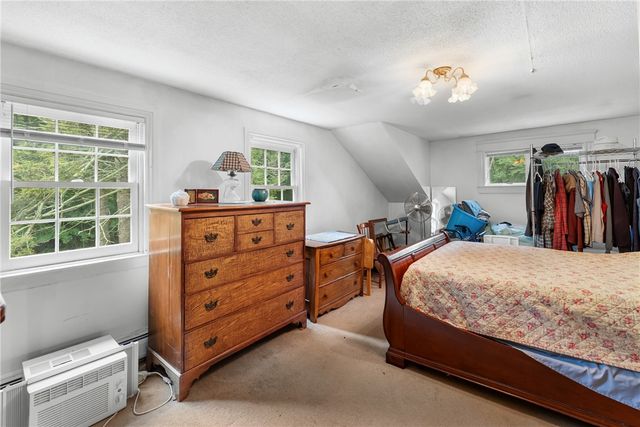 1111 Old Smithfield Road, North Smithfield, RI 02896