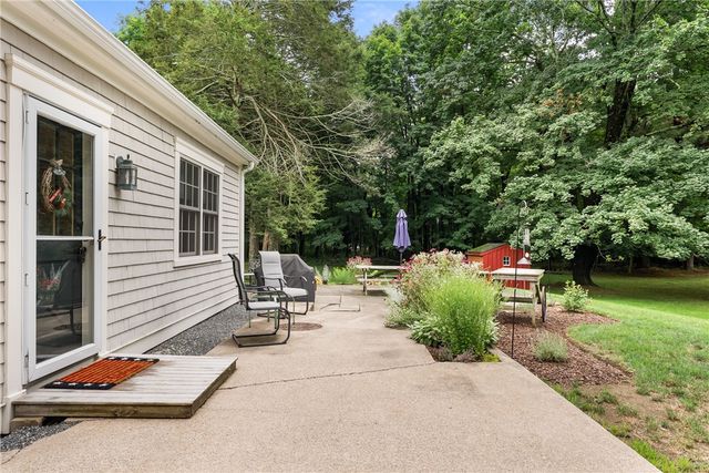 1111 Old Smithfield Road, North Smithfield, RI 02896