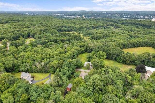 1111 Old Smithfield Road, North Smithfield, RI 02896