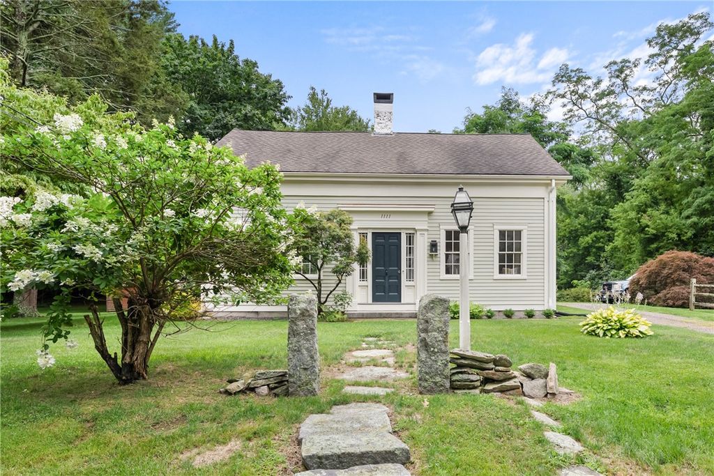 1111 Old Smithfield Road, North Smithfield, RI 02896
