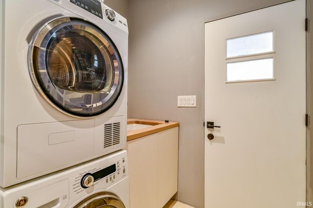 1026 S Greenwood Avenue, Bloomington, IN 47401