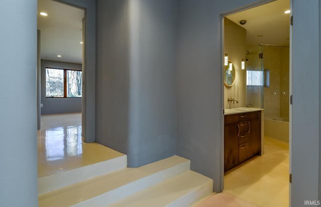 1026 S Greenwood Avenue, Bloomington, IN 47401