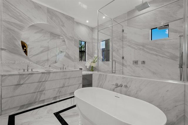 1803 S Bayshore Lane, Miami, FL 33133