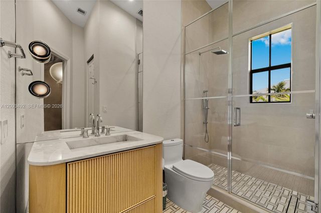 1803 S Bayshore Lane, Miami, FL 33133