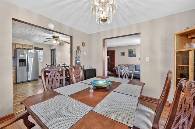 2036 Sampson St, Wilkinsburg, PA 15221