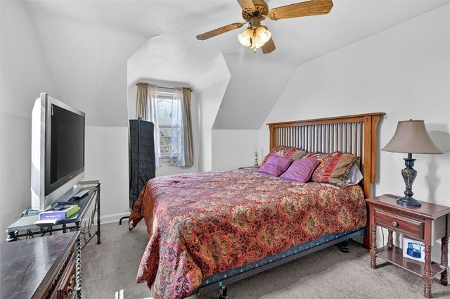 2036 Sampson St, Wilkinsburg, PA 15221