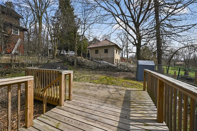 2036 Sampson St, Wilkinsburg, PA 15221