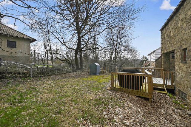 2036 Sampson St, Wilkinsburg, PA 15221