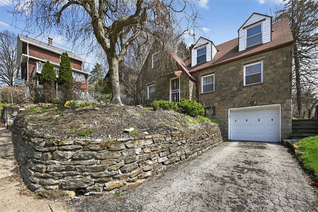 2036 Sampson St, Wilkinsburg, PA 15221