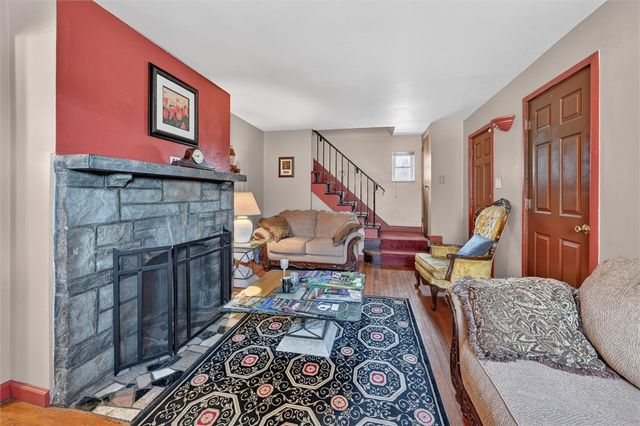 2036 Sampson St, Wilkinsburg, PA 15221