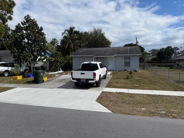 448 Perry Avenue, Greenacres, FL 33463