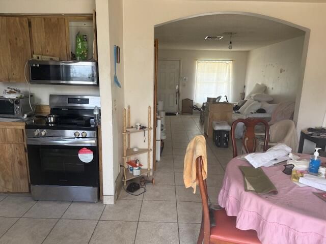 448 Perry Avenue, Greenacres, FL 33463