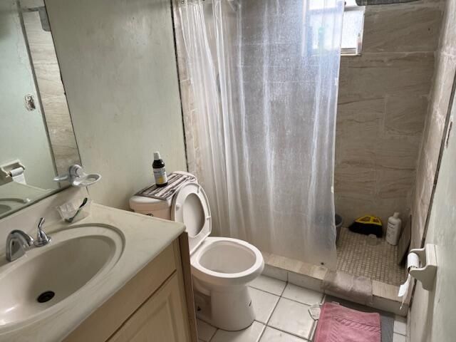 448 Perry Avenue, Greenacres, FL 33463