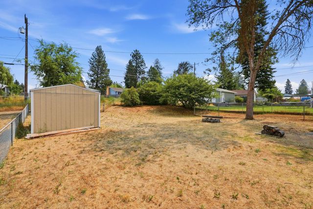 6808 N Calispel St, Spokane, WA 99208
