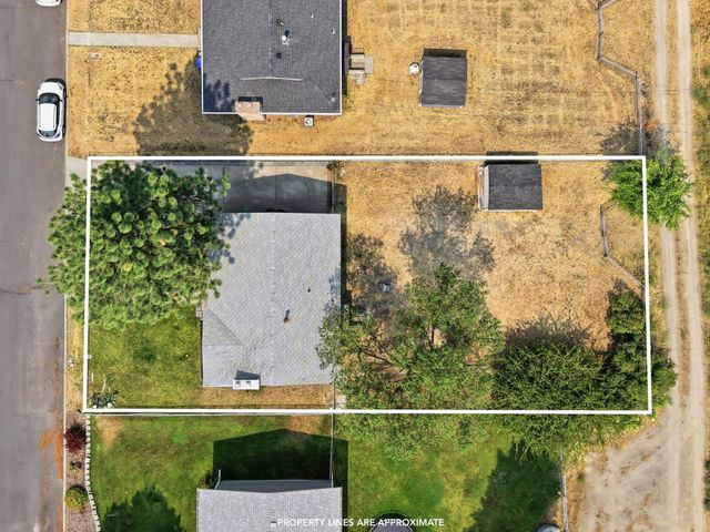 6808 N Calispel St, Spokane, WA 99208
