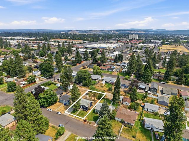 6808 N Calispel St, Spokane, WA 99208