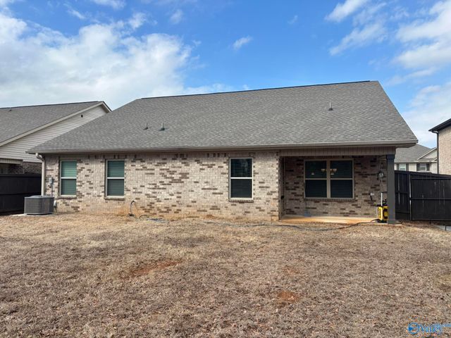 227 Shubert Drive, Hazel Green, AL 35750