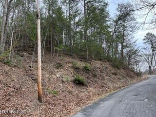 Sunset Rd, Sevierville, TN 37862