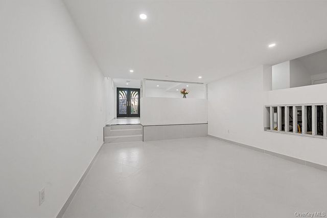 157-51 Rose Avenue, Flushing, NY 11355