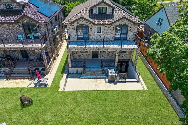 157-51 Rose Avenue, Flushing, NY 11355