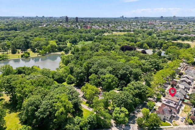 157-51 Rose Avenue, Flushing, NY 11355