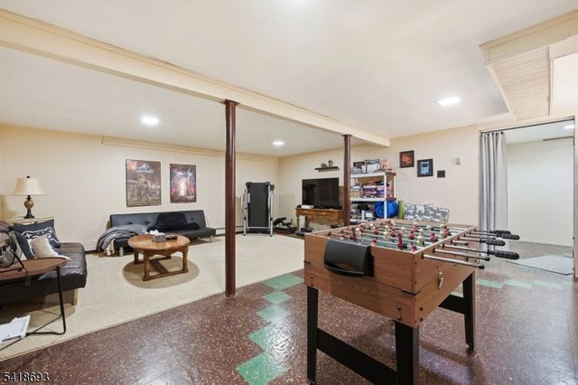 15 Colgate Rd, Oakland Boro, NJ 07436