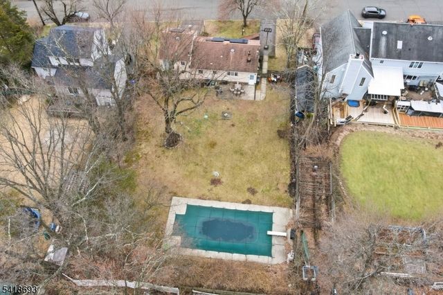 15 Colgate Rd, Oakland Boro, NJ 07436