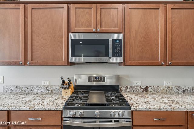 2355 E Thunder Bluff Drive, Green Valley, AZ 85614