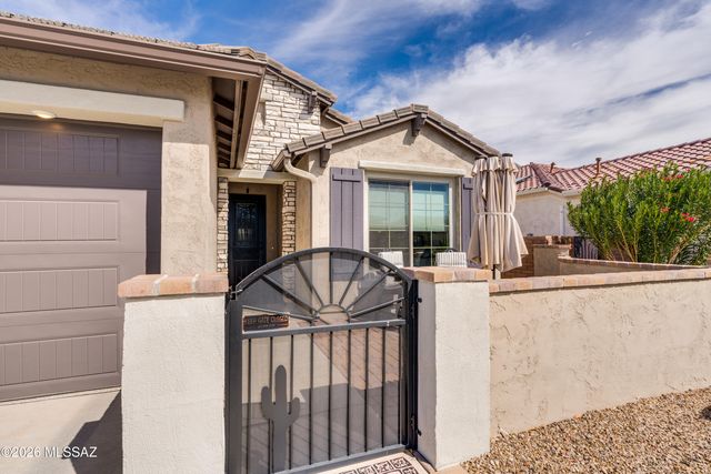 2355 E Thunder Bluff Drive, Green Valley, AZ 85614