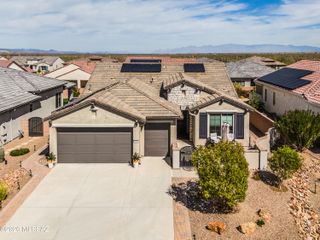 2355 E Thunder Bluff Drive, Green Valley, AZ 85614