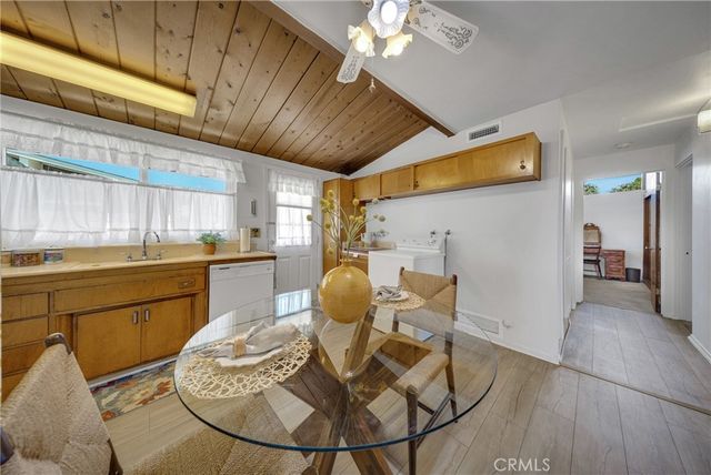 2200 Gregory, La Habra, CA 90631