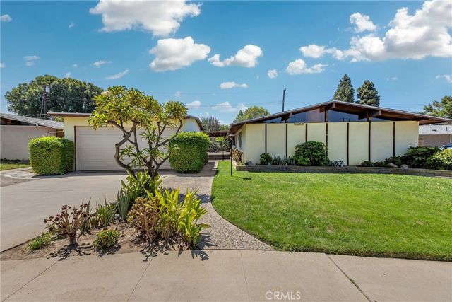 2200 Gregory, La Habra, CA 90631
