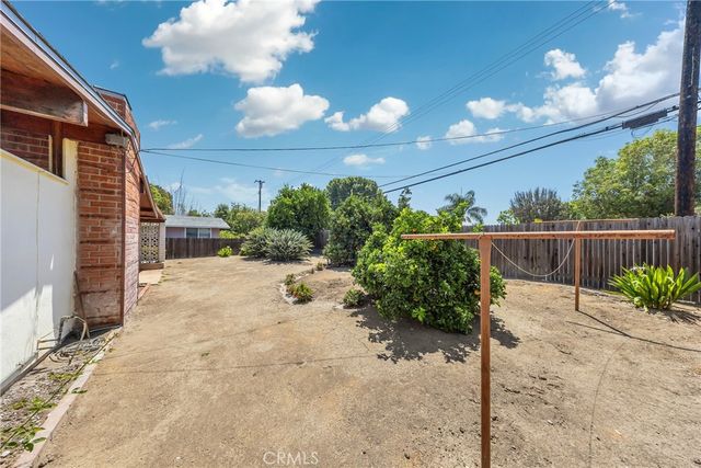 2200 Gregory, La Habra, CA 90631