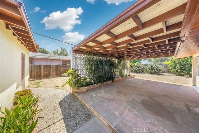 2200 Gregory, La Habra, CA 90631