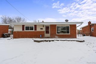 25615 Wohlfeil Street, Taylor, MI 48180