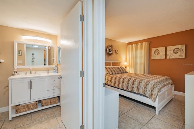 1515 PINELLAS BAYWAY S 18, St Petersburg, FL 33715