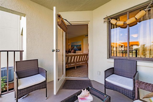 1515 PINELLAS BAYWAY S 18, St Petersburg, FL 33715