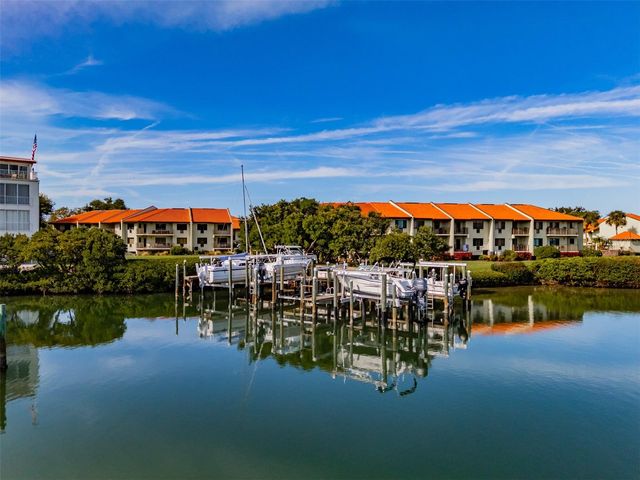 1515 PINELLAS BAYWAY S 18, St Petersburg, FL 33715