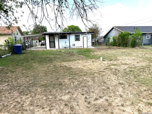 122 Waugh, San Antonio, TX 78223