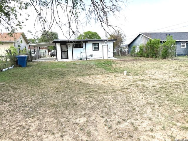 122 Waugh, San Antonio, TX 78223